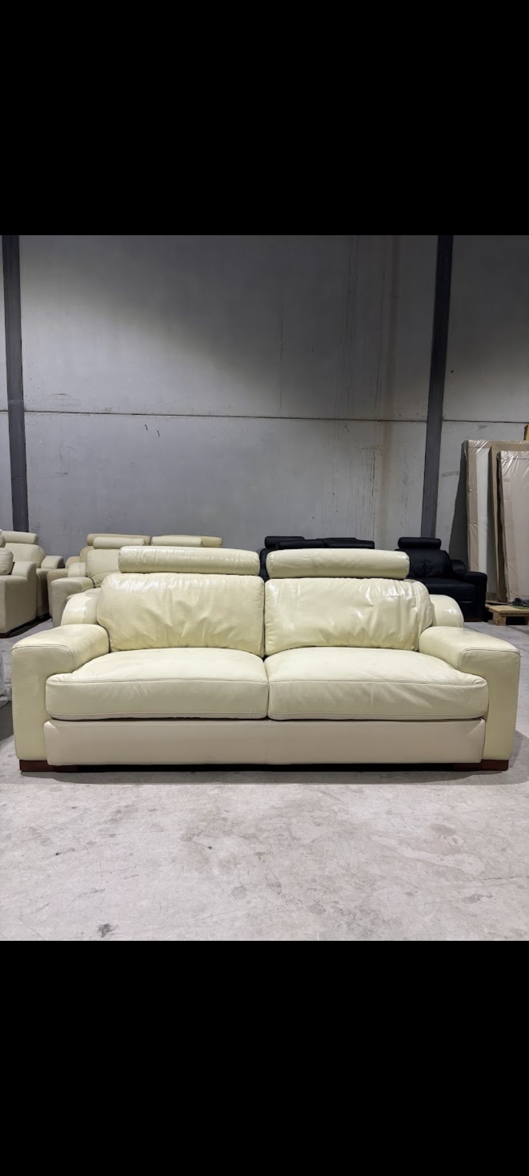 Sofá 3 plazas, cuero blanco, NUEVO
