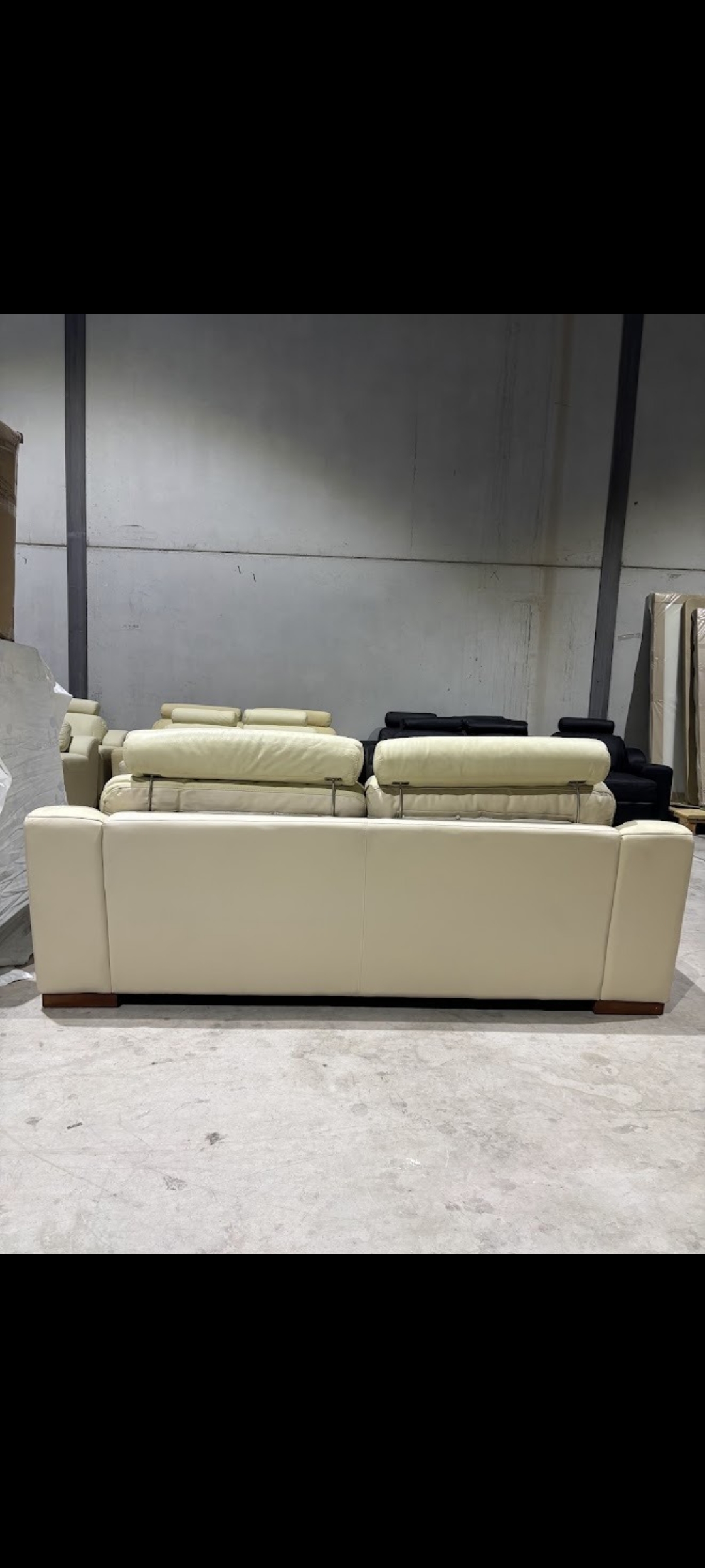 Sofá 3 plazas, cuero blanco, NUEVO — imagen 2