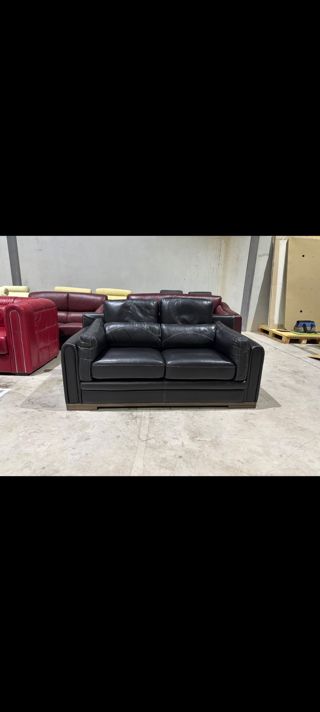Sofá 2 plazas cuero negro, NUEVO