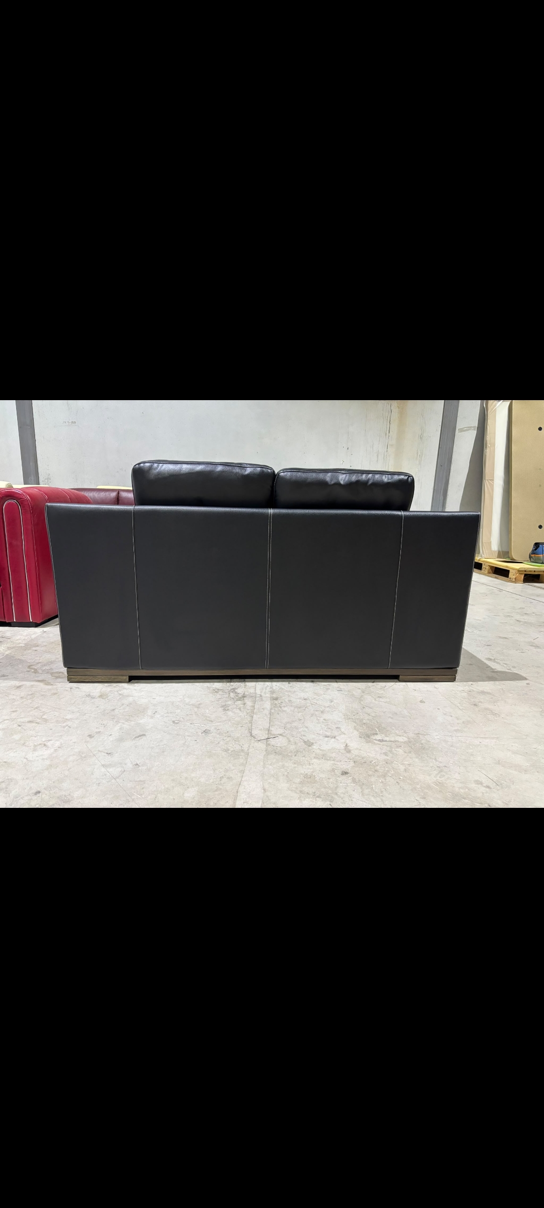Sofá 2 plazas cuero negro, NUEVO — imagen 2