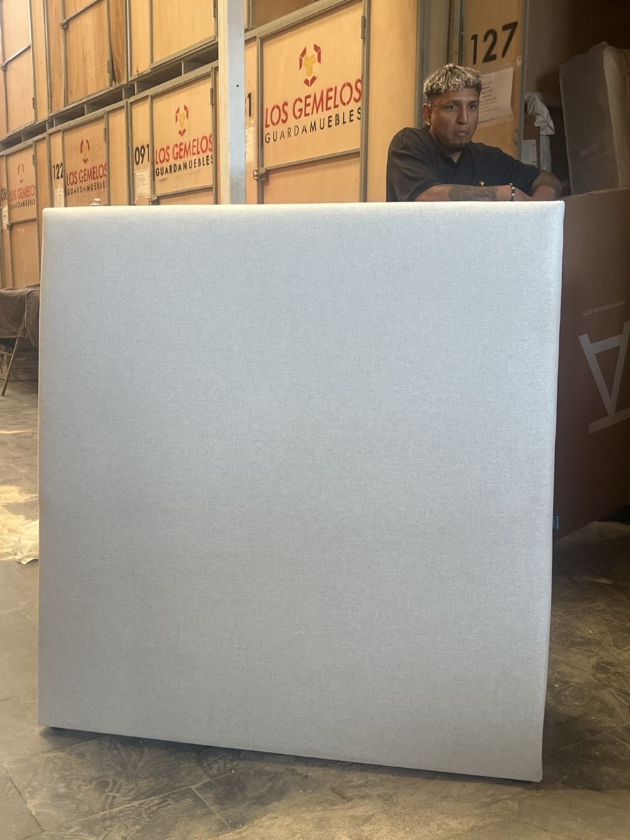 Cabecero tapizado beige