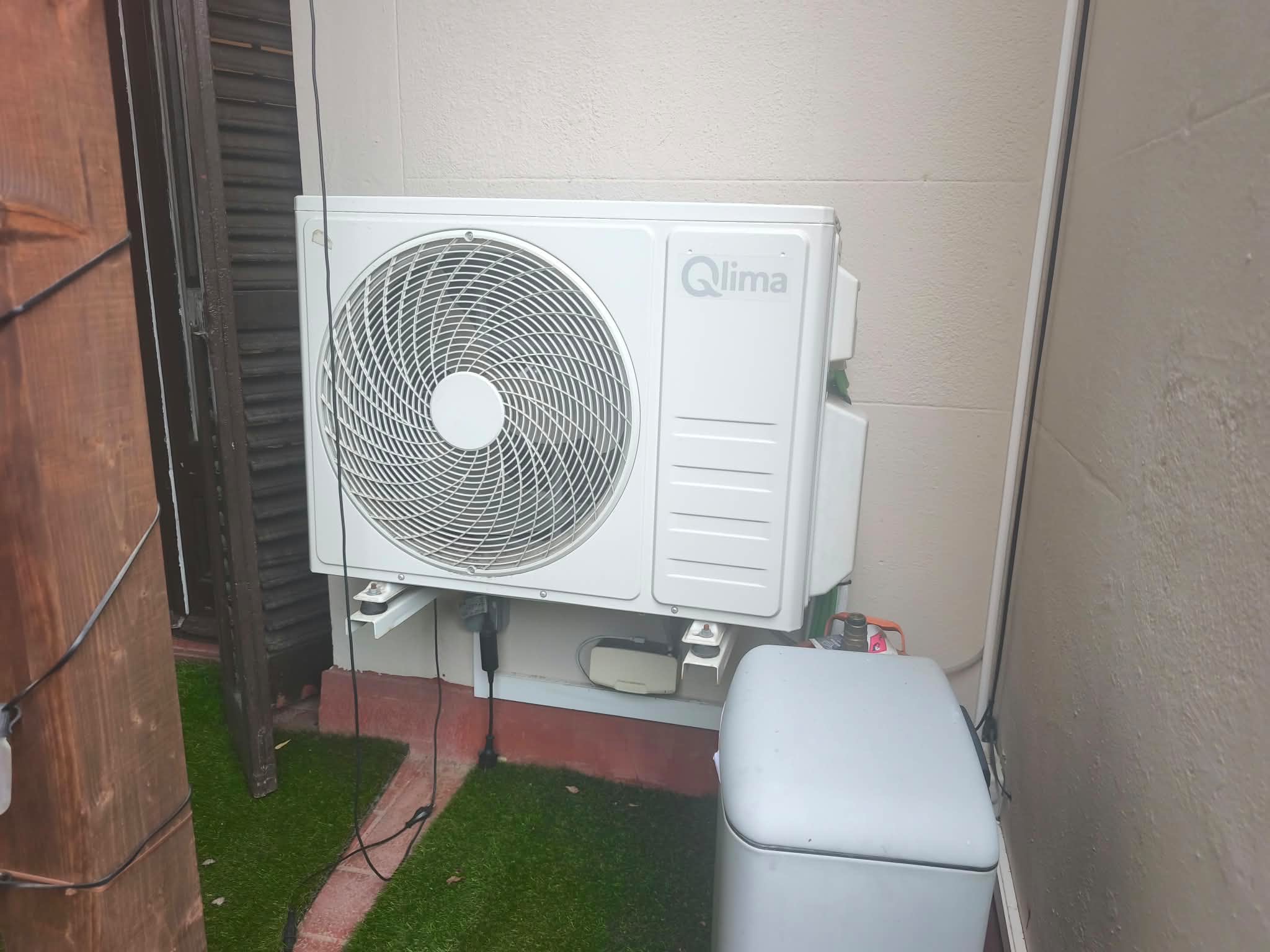 Lote de 6 aires acondicionados Qlima — imagen 2