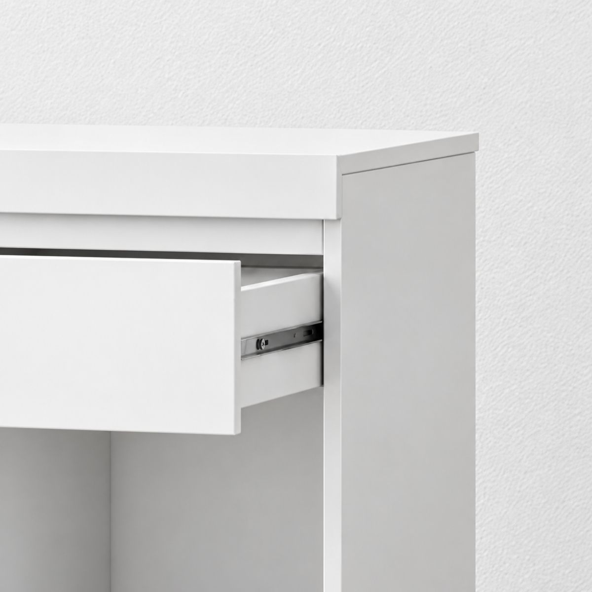 Mesa de escritorio DRAW blanca con cajón y hueco abierto — imagen 3