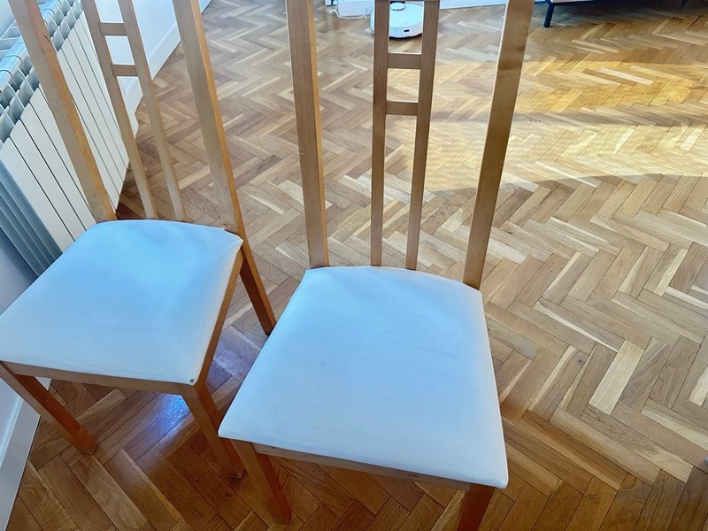 Par de sillas de comedor de madera Ikea con asiento tapizado — imagen 5